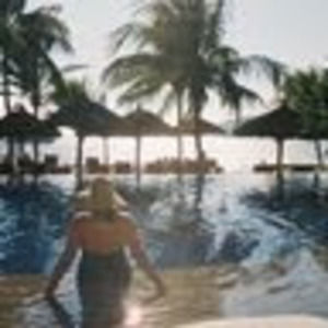 Meet your Posher, Suzy